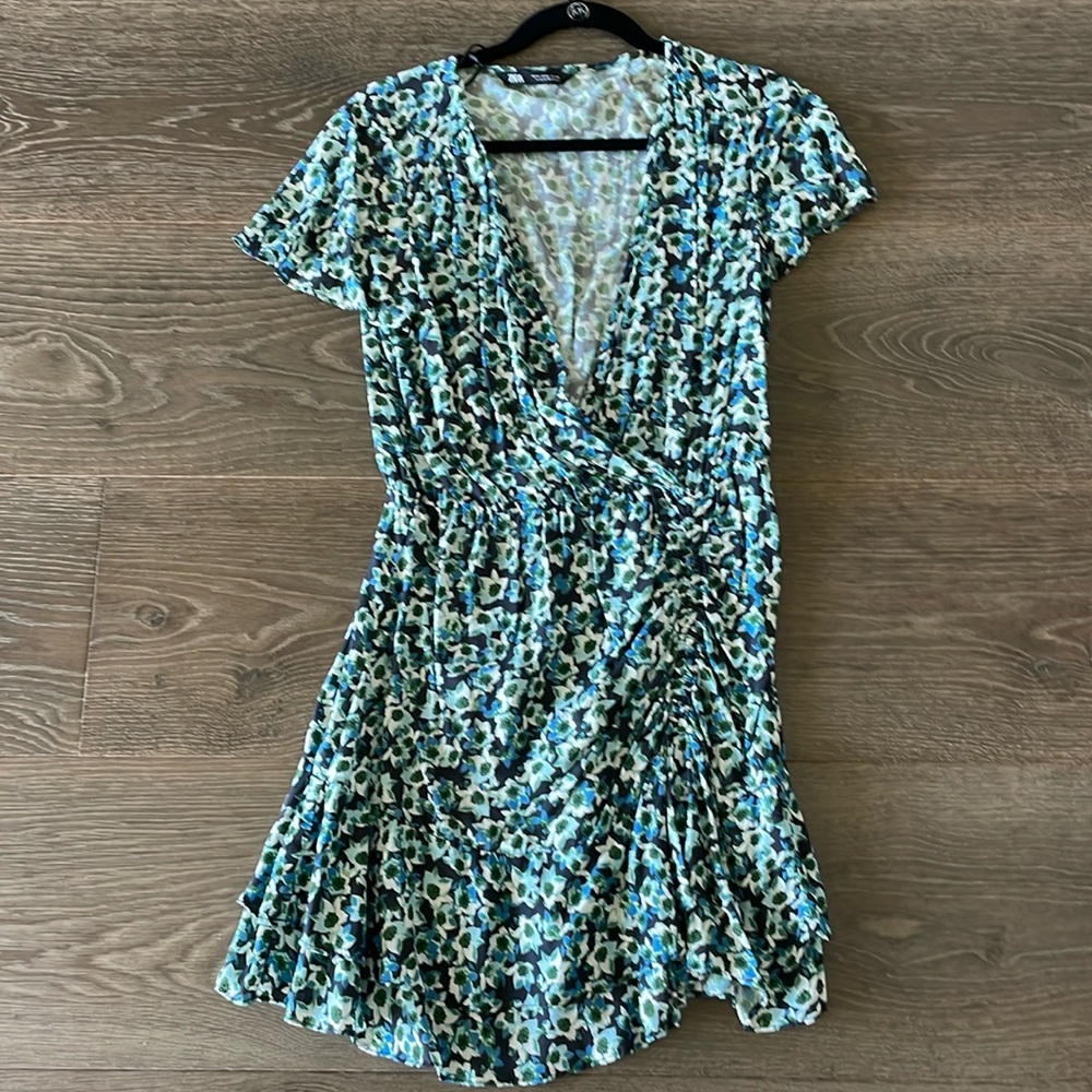 Zara dress size medium